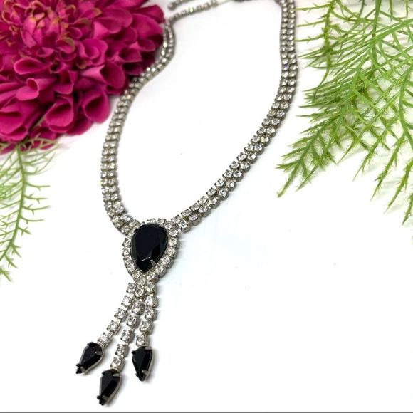 VINTAGE⚜️ART DECO Crystal Linked Black Teardrop Necklace - Picture 3 of 8